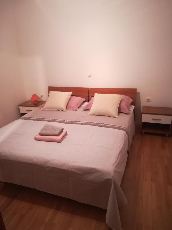 Apartments By The Sea Novalja, Pag - 17973 Екстер'єр фото