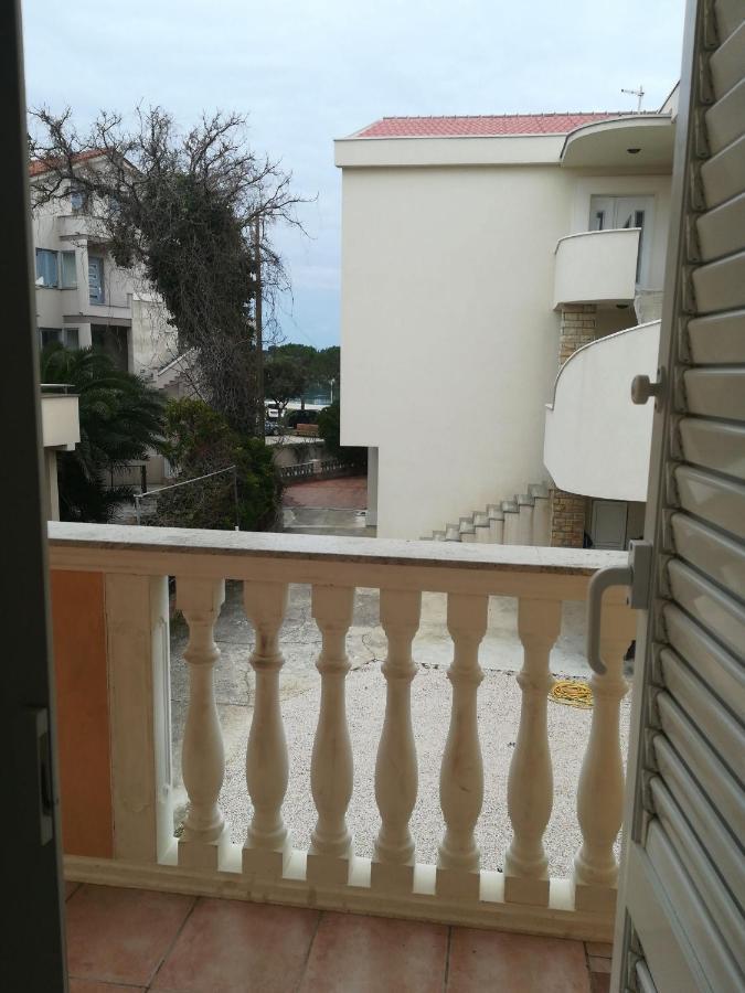 Apartments By The Sea Novalja, Pag - 17973 Екстер'єр фото