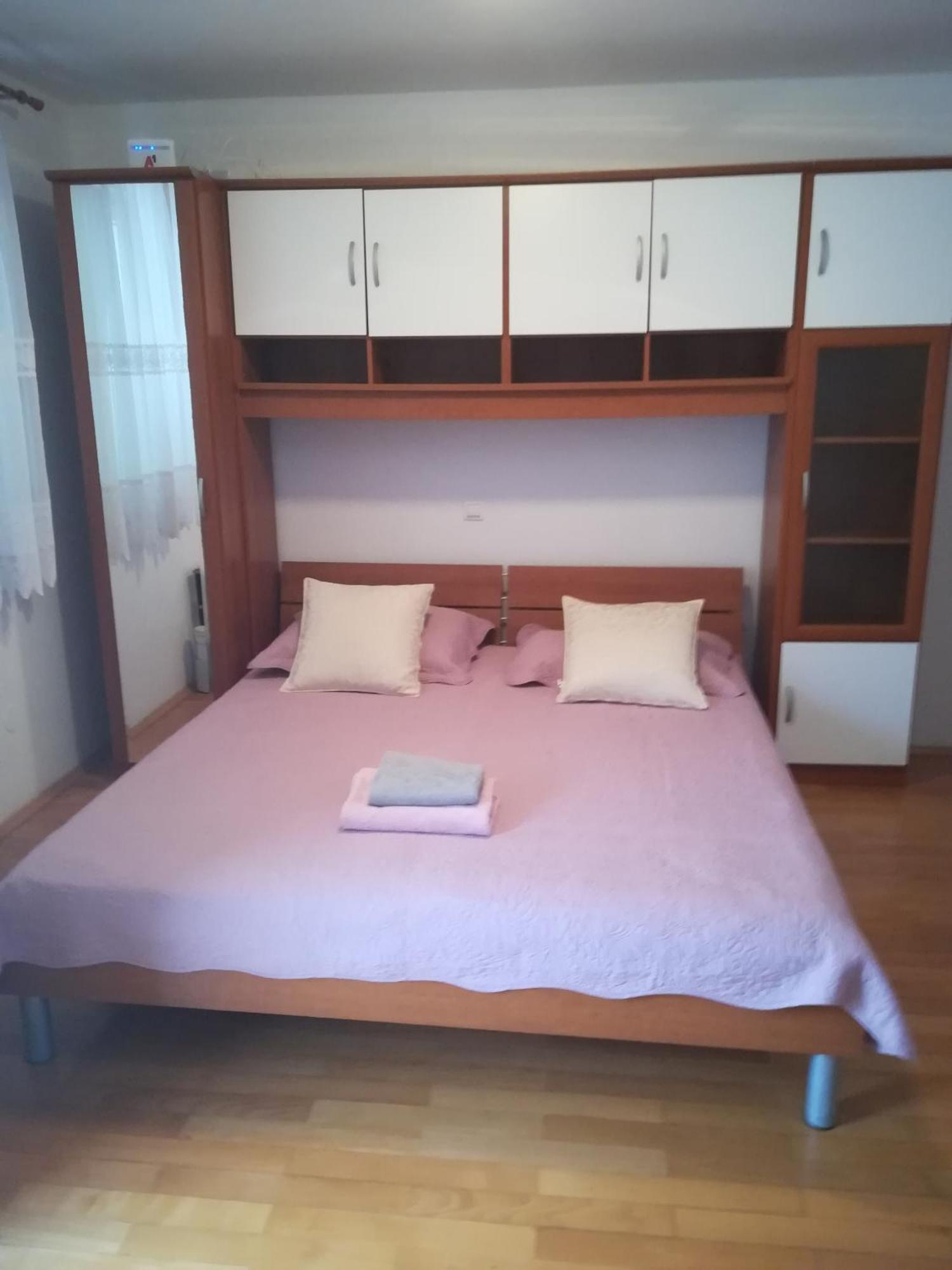Apartments By The Sea Novalja, Pag - 17973 Номер фото